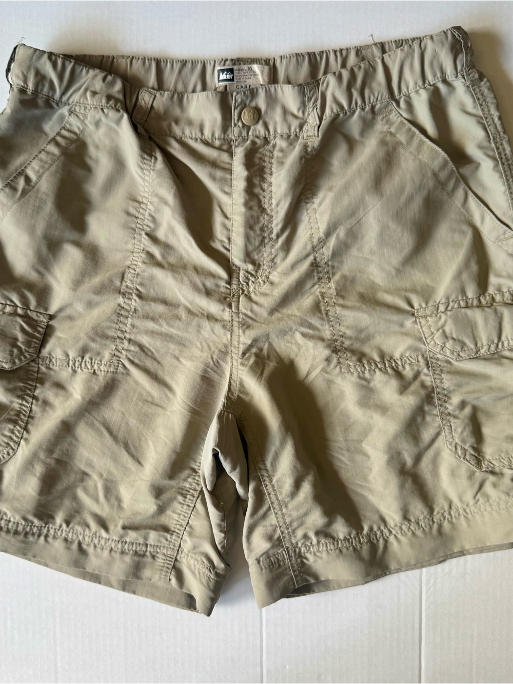 REI Women's Khaki Cargo Shorts with Elastic Waist